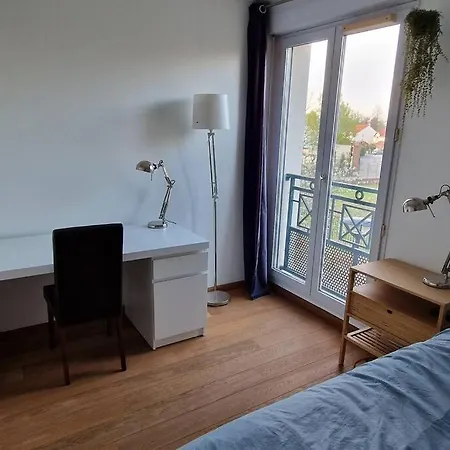 Holiday home Maison Cosy-jo24 A Voisins-le-bx